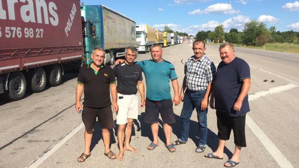 -sinir-kapilarinda-gurbetci-ve-tir-yogunlugu_4370_dhaphoto5.jpg