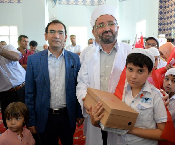 40-gun-5-vakit-namaza-katilan-cocuklara-tablet-ve-ceyrek-altin_1344_dhaphoto2.jpg