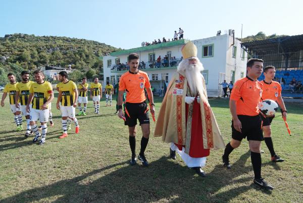 alman-noel-baba-sahaya-indi_2452_dhaphoto1.jpg