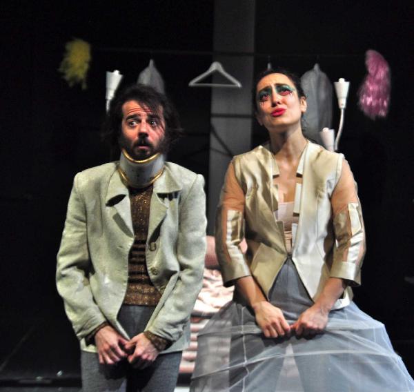 almanyada-shakespearein-oyunlari-turkce-sahnelenecek_2136_dhaphoto1.jpg
