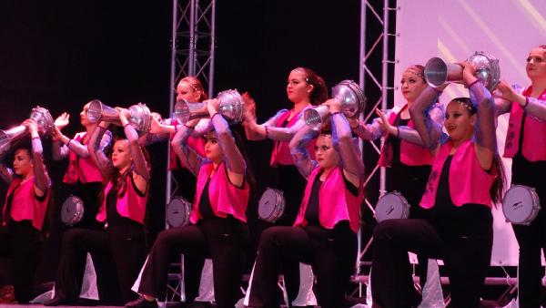 anadolu-folkloru-almanyada-begeni-topladi_6340_dhaphoto5.jpg
