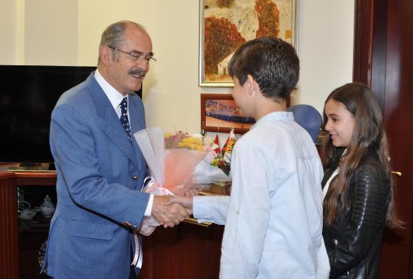 buyukersen-cumhurbaskanligi-adayligi-sorusuna-yanit-vermedi_5189_dhaphoto2.jpg