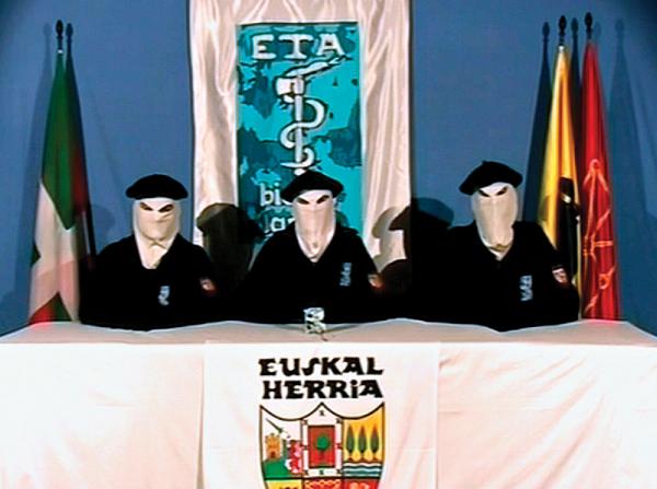 eta-silahlari-teslim-etmeye-basladi_2071_dhaphoto4.jpg