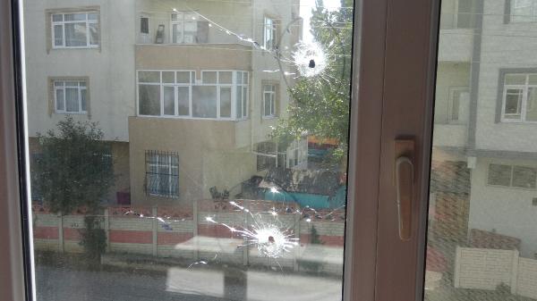 gurbetci-kadinin-evini-kursun-yagmuruna-tutmuslar_5058_dhaphoto3.jpg
