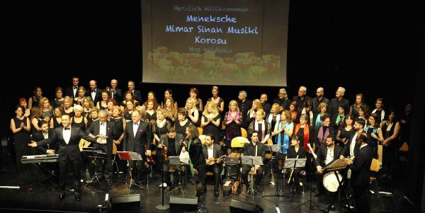 hamburgda-turk-musikisi-konseri-_1059_dhaphoto5.jpg