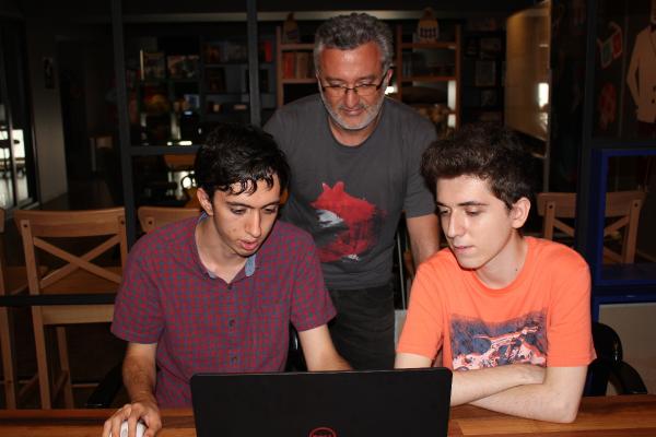 ilk-oyun-projeleriyle-dunyaca-unlu-gamescom-fuarina-gidiyorlar_6840_dhaphoto2.jpg