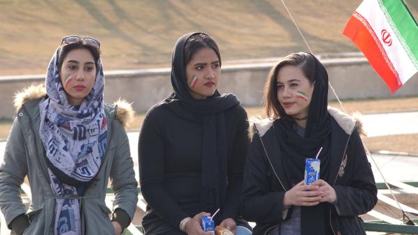 iranda-islam-devriminin-39.-yildonumu-kutlandi_4792_dhaphoto7.jpg