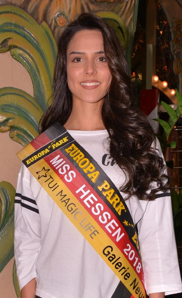 miss-germany-finalisti-derya-sipahi-alman-basininda_4537_dhaphoto1.jpg