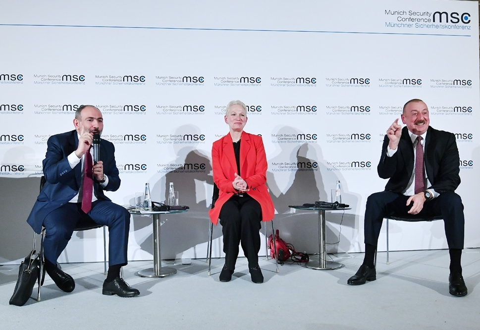 Aliyev Paşinyan Berlin ile ilgili görsel sonucu