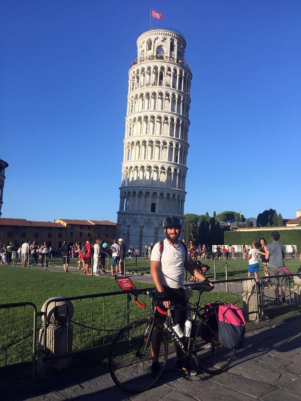 multeciler-icin-milanodan-kolne-kadar-pedal-cevirdi_8626_dhaphoto5.jpg