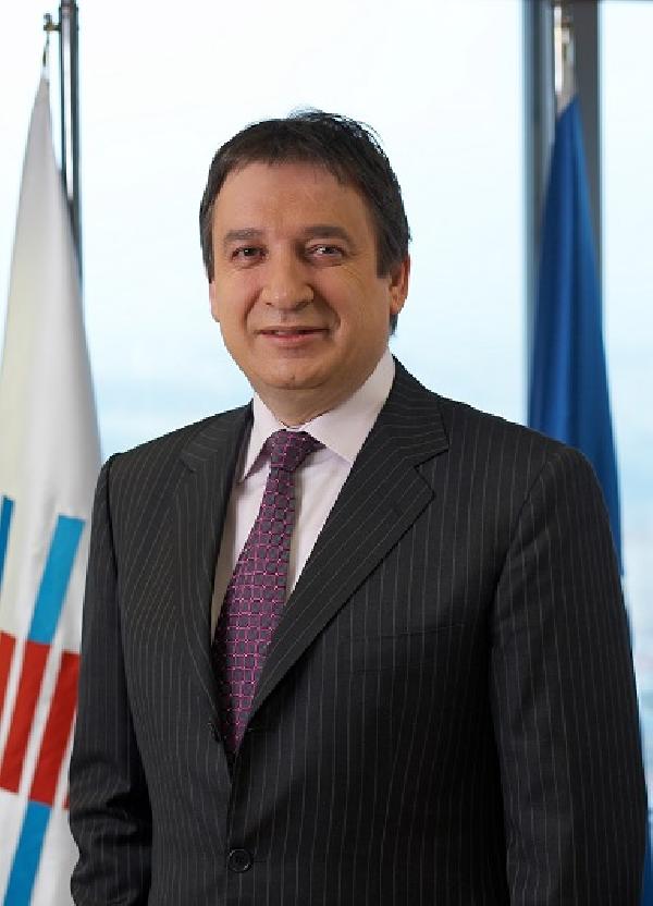 sisecam-artik-avrupanin-en-buyuk-duzcam-ureticisi_8382_dhaphoto1.jpg