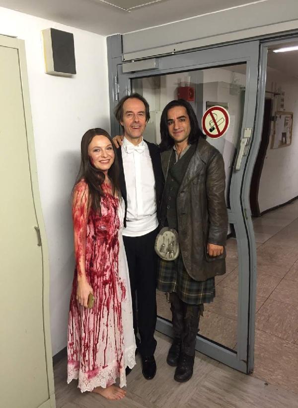 turk-tenor-almanyada-perdeyi-kapattirmadi_2737_dhaphoto2.jpg